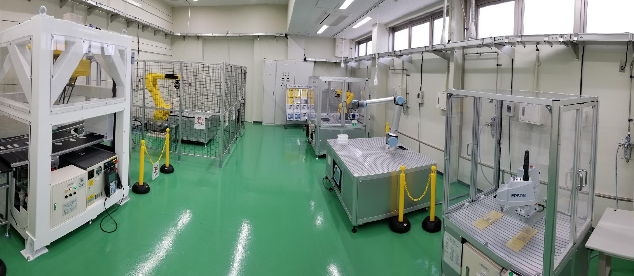 自動化実証室全景a.jpg